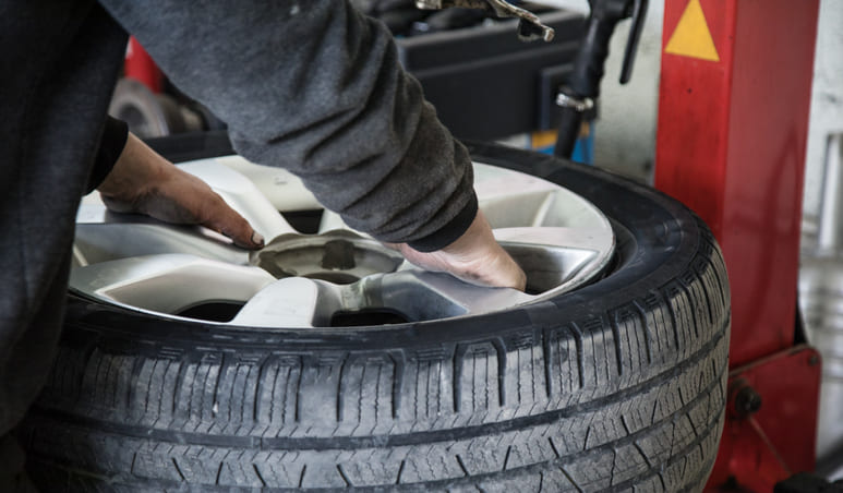 McLaren Tire Installation in Scarborough